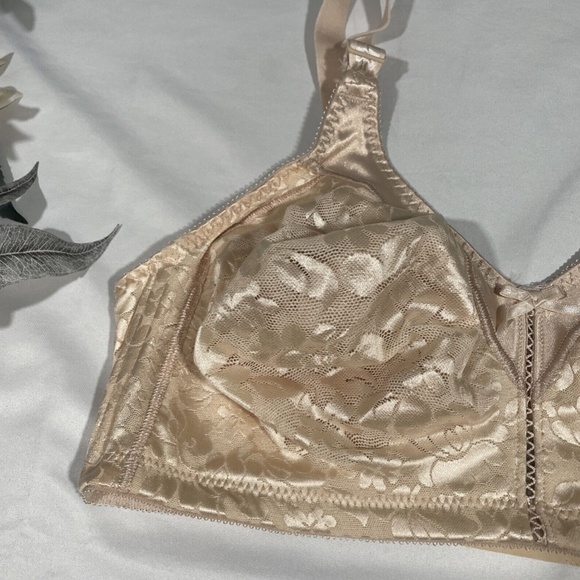 NEW BALI [ 38D ] Double Support Spa‎ Closure Wireless Bra in Nude - Picture 4 of 11